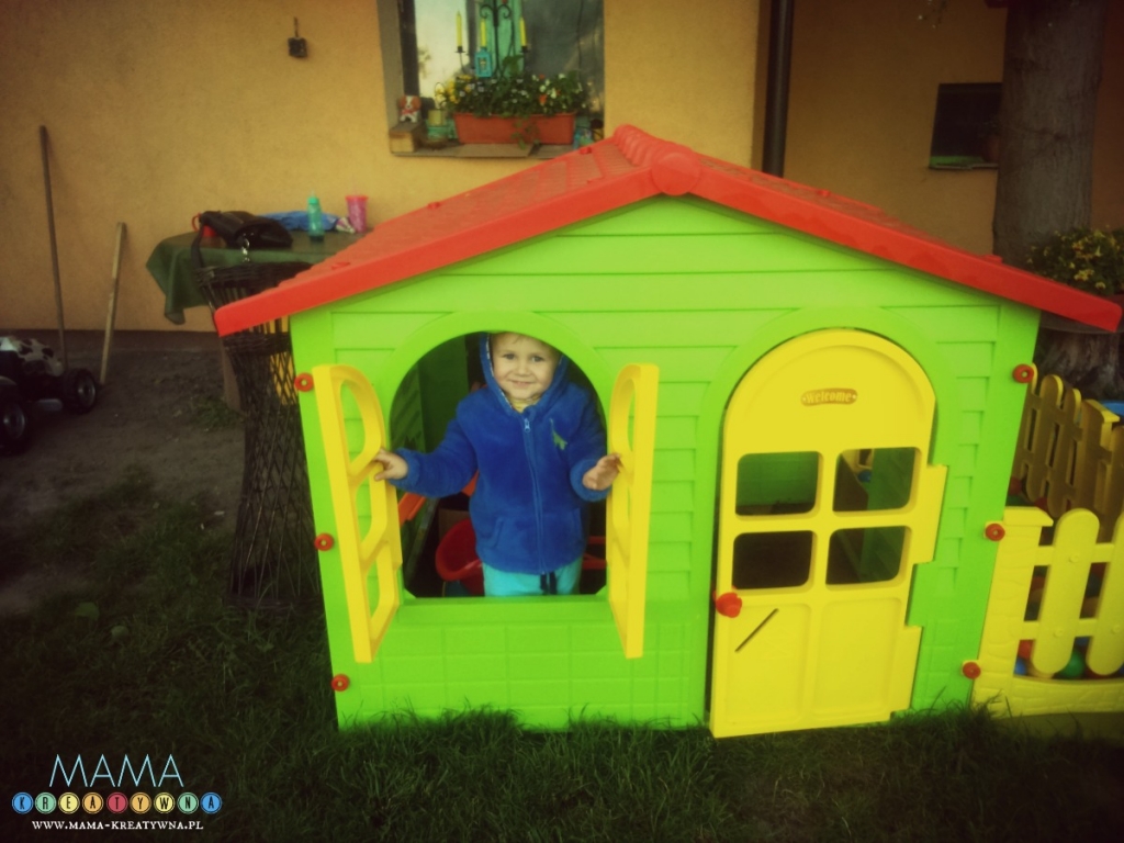 Domki i ogrodowe place zabaw dla dzieci
