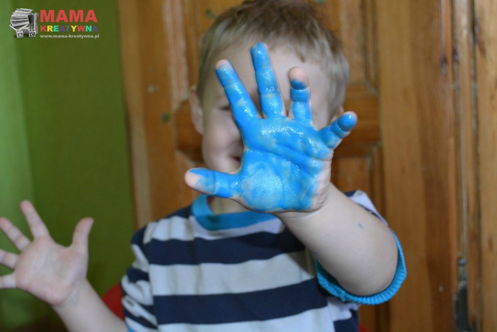 Malowanie rękami – kreatywne zabawy z dzieckiem