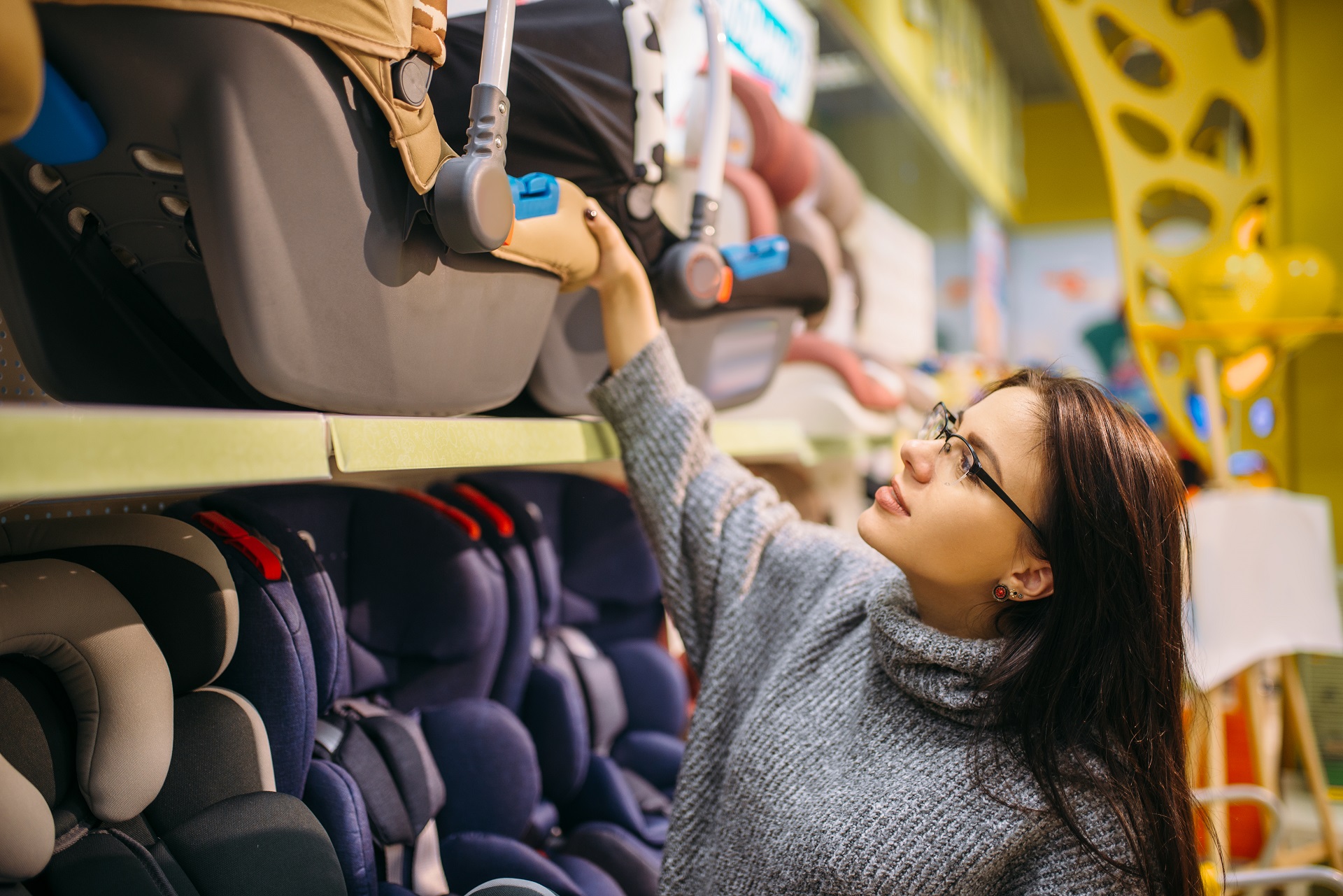 O czym należy pamiętać podczas zakupu fotelika samochodowego dla dziecka?
